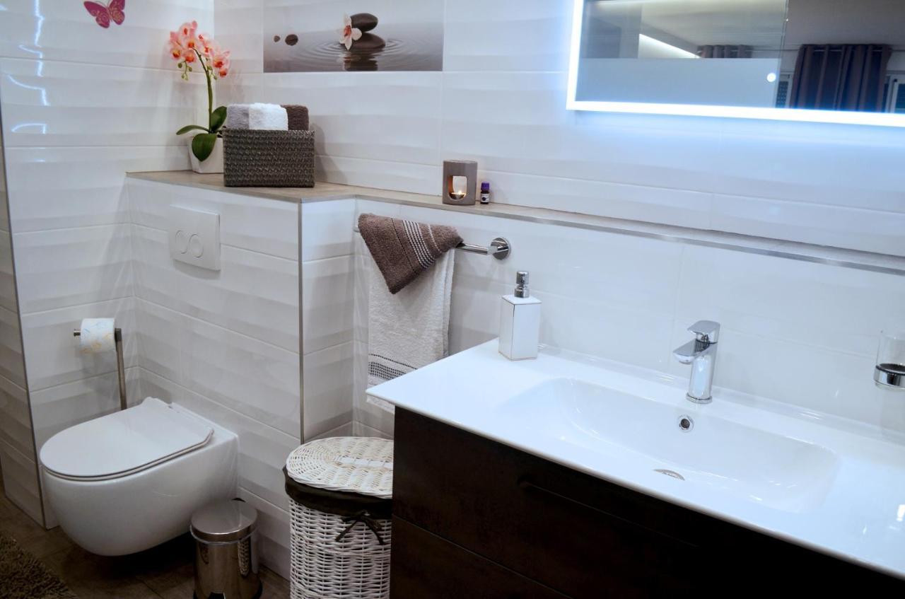 Apartments Rina - Kneze Racisce Ngoại thất bức ảnh