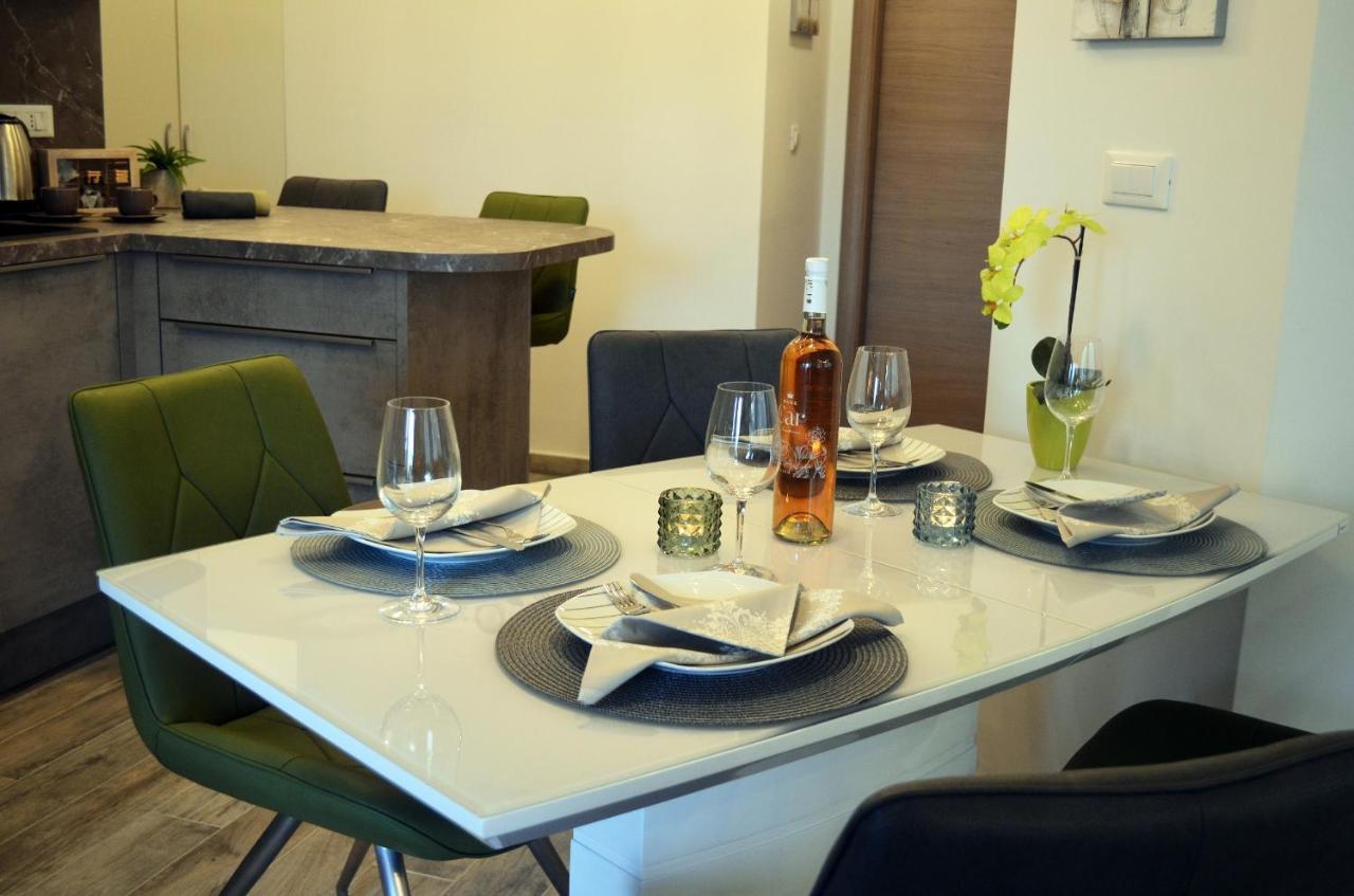 Apartments Rina - Kneze Racisce Ngoại thất bức ảnh