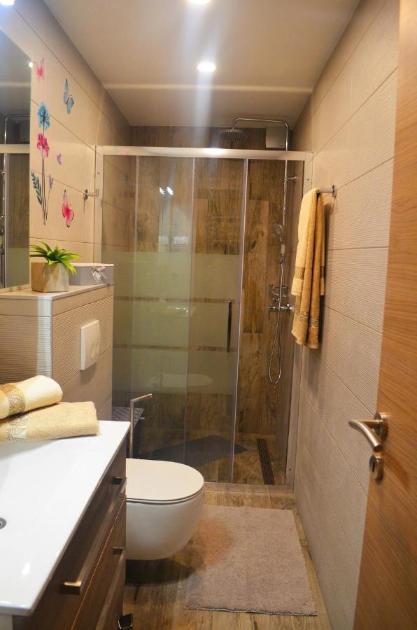 Apartments Rina - Kneze Racisce Ngoại thất bức ảnh
