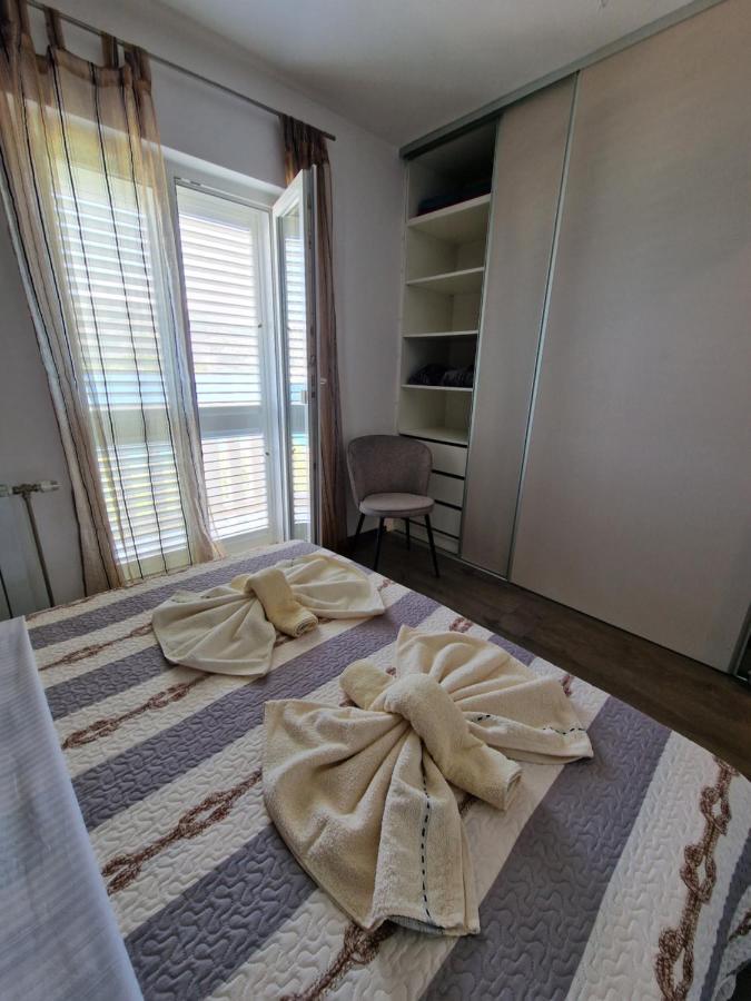 Apartments Rina - Kneze Racisce Ngoại thất bức ảnh
